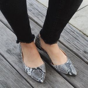 Mohana D'orsay Snake Print Pointed Ballet Flats